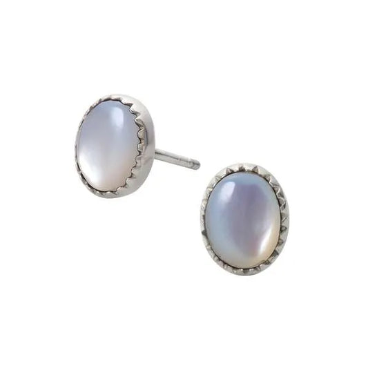 貝映澄光耳釘｜Natural Shell Oval Stud Earrings