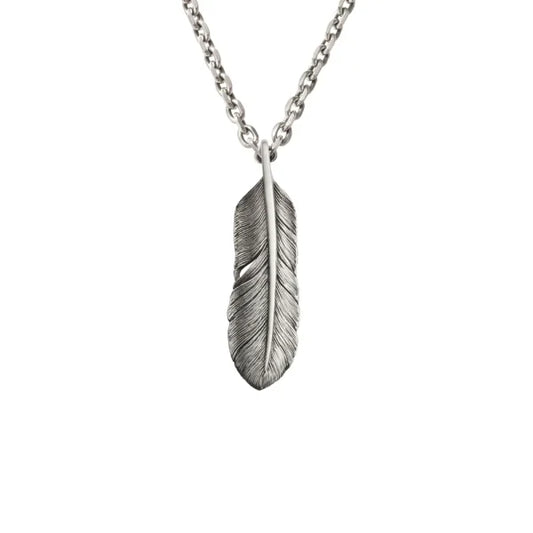 聖羽之墜｜Feather Right Facing Pendant, Medium